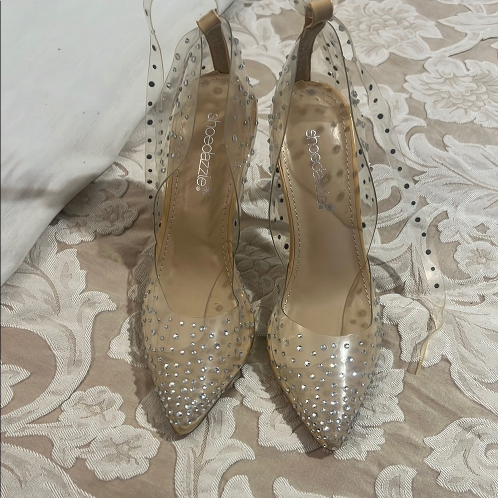 Shoe Dazzle Women's Tan Heels with Silver Accents